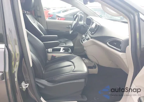 2023 Chrysler Pacifica Touring L z USA, uszkodzony, nr VIN 2C4RC1BG8PR594481